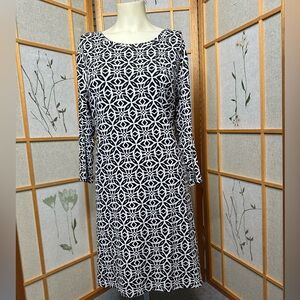 Lulu-B UPF 50+ travel dress with a 3/4 sleeves zise XL